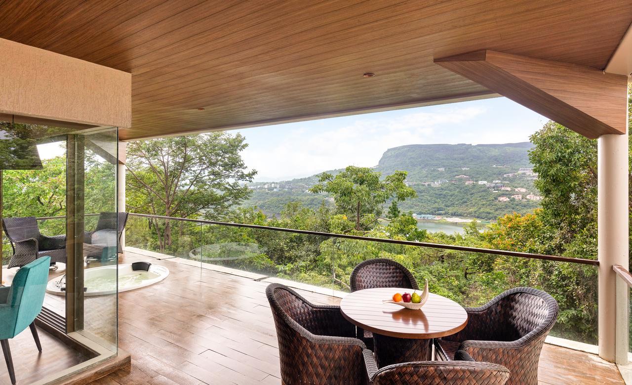 Aveda Suites At Aamby Valley City Лонавала Екстериор снимка